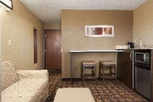 Microtel Inn & Suites Плезънтън Стая снимка